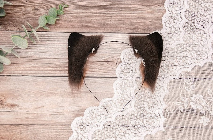 *PENDING* BEST OFFER Realistic Wolf Pup